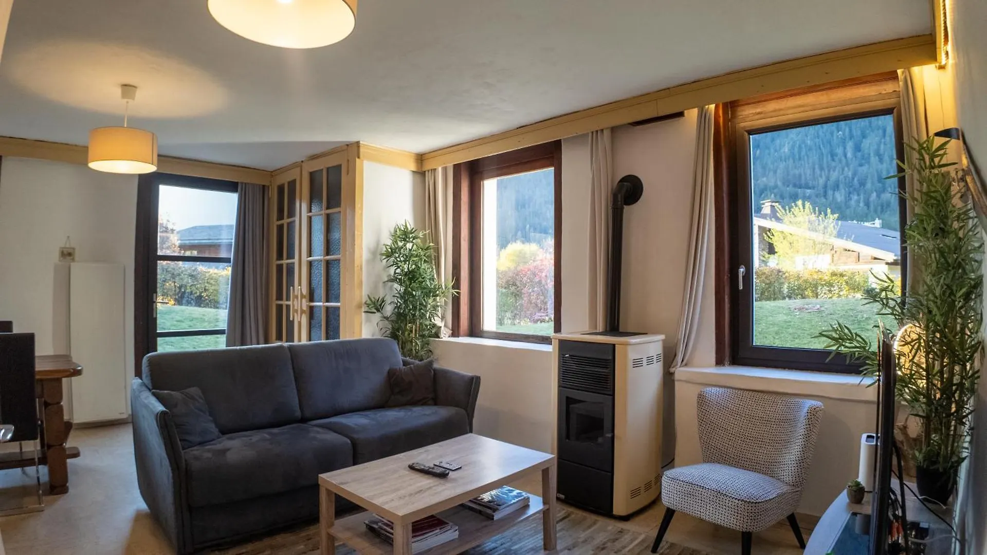 Chalet La Pagode, Vue Mont-Blanc Et Jardin Prive Chamonix Appartement